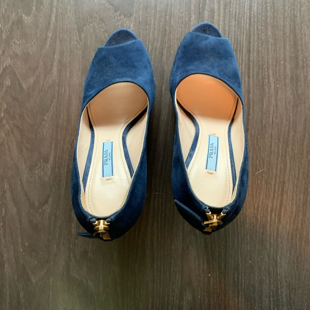 Prada heels - Picture 3 of 6